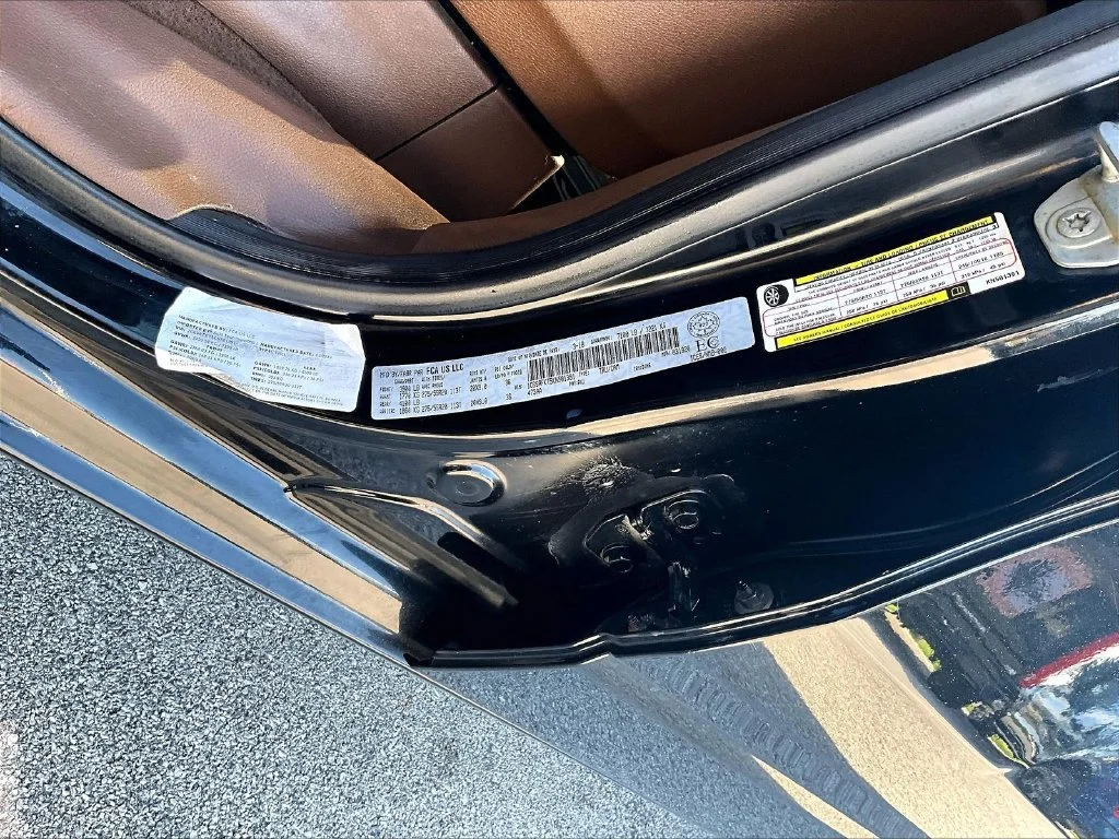 Used 2019 Black Ram Laramie Longhorn image 37