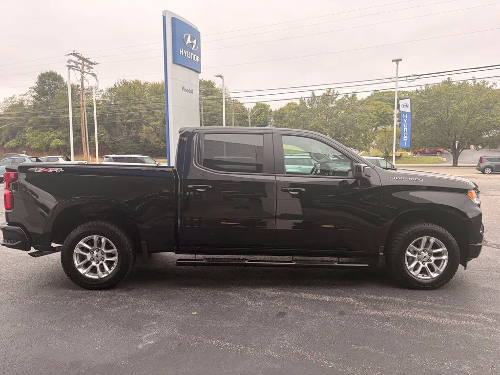 Used 2026 Black Chevrolet RST image 4