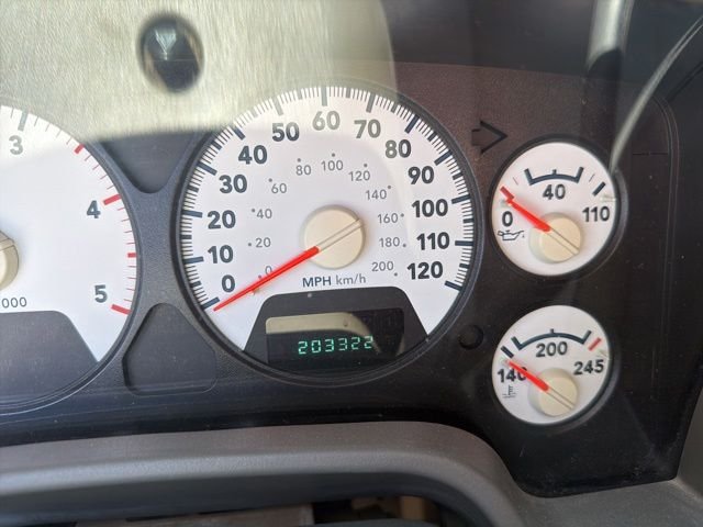 Used 2006 Red Dodge SLT image 7