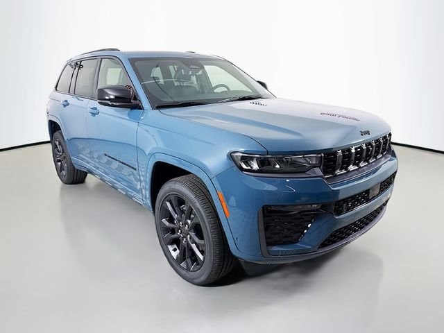 New 2026 Steel Blue Exterior Paint Jeep Limited Reserve image 1