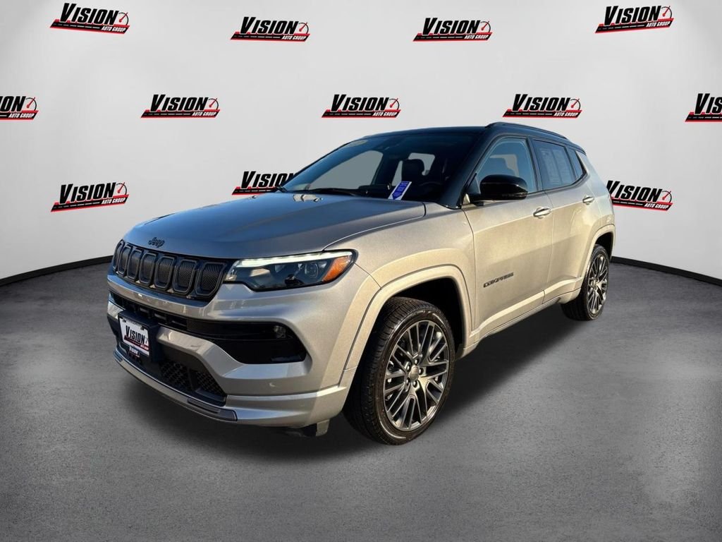 Used 2022 Silver Jeep High Altitude image 1