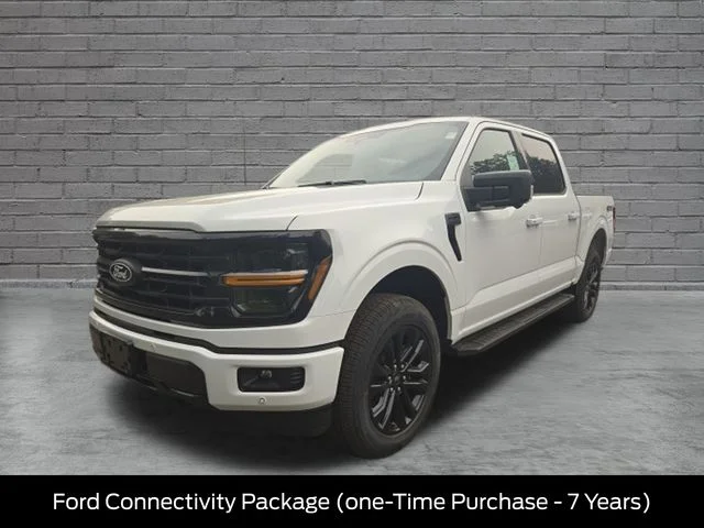 New 2026 Oxford White Ford XLT image 3