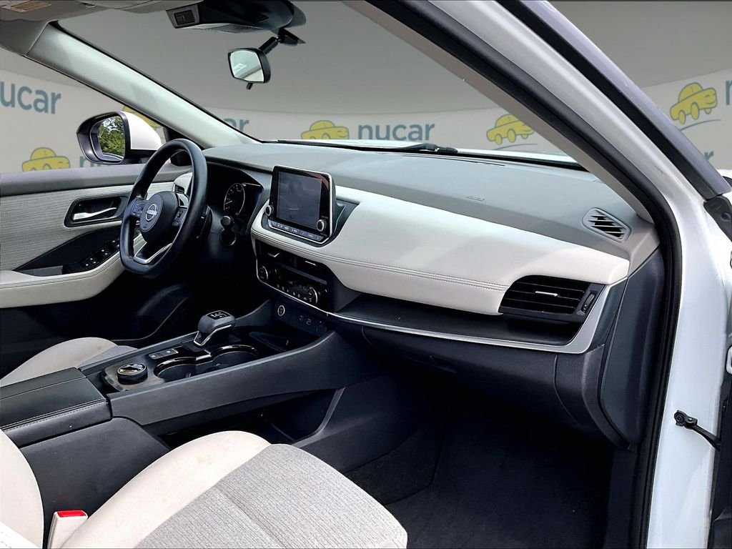 Used 2023 White Nissan SV image 14