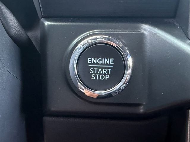 Used 2024 Black Ford XLT image 28