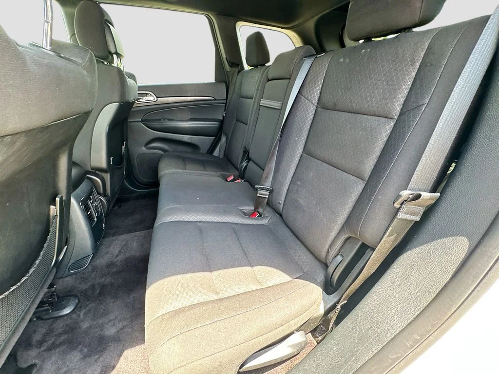 Used 2018 White Jeep Laredo E image 26