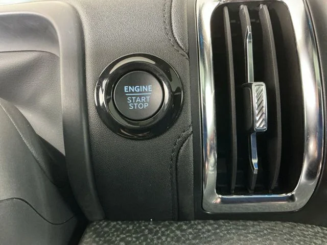 Used 2025 White Ford Tremor image 25