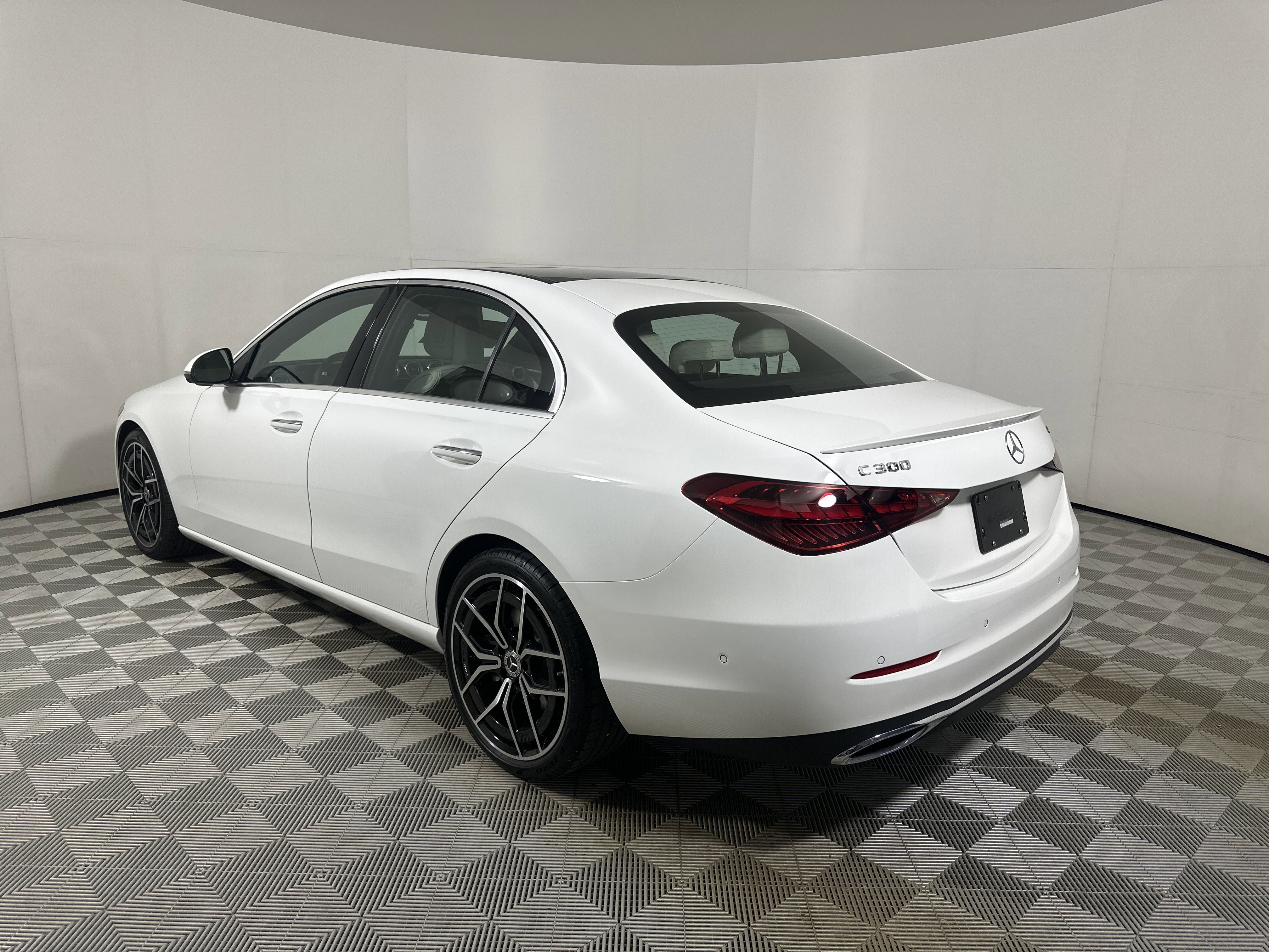 New 2026 Polar White Mercedes-Benz C 300 image 5