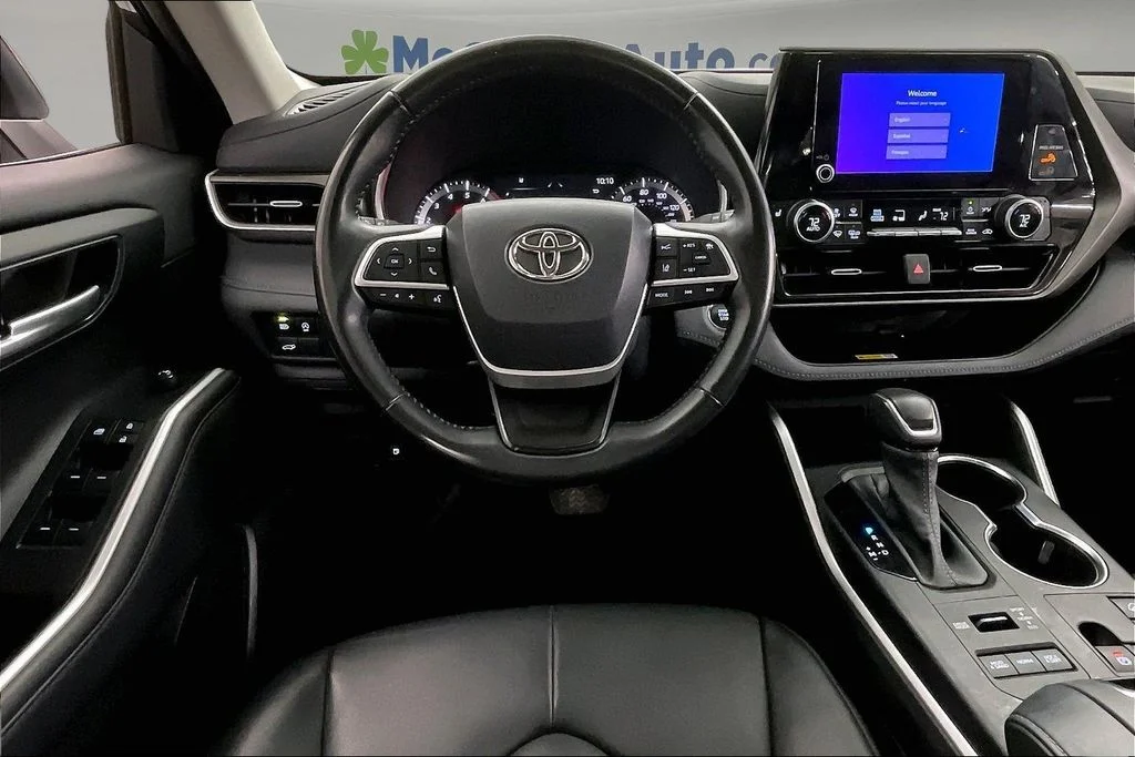 Used 2023 Gray Toyota XLE image 7