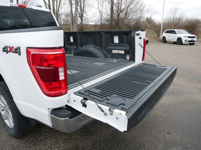 Used 2023 White Ford XLT image 10