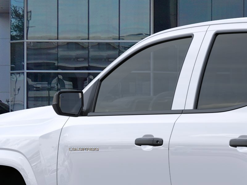 New 2026 Summit White Chevrolet WT image 12