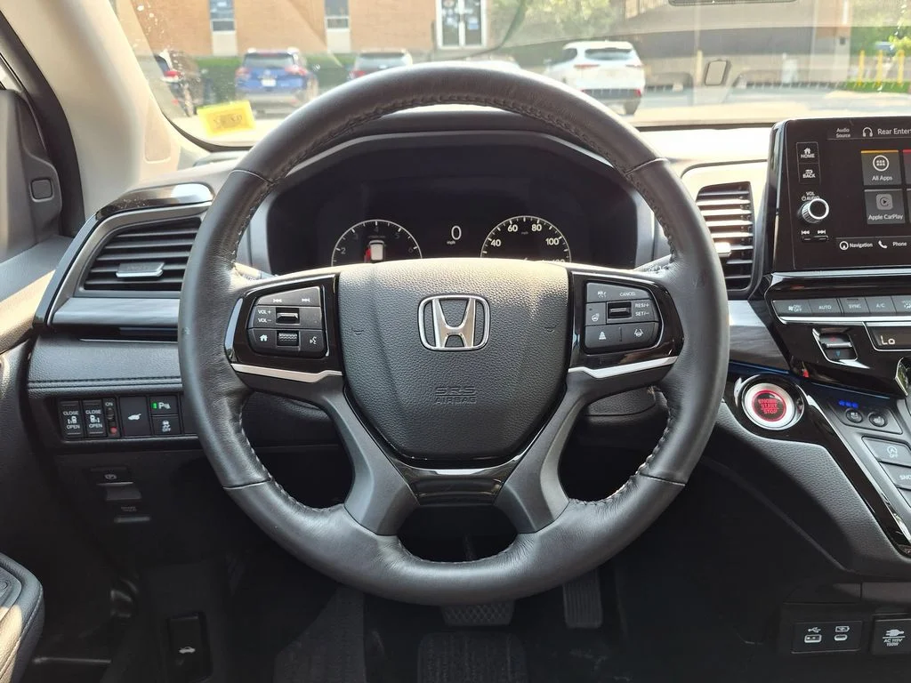 Used 2025 White Honda Elite image 14