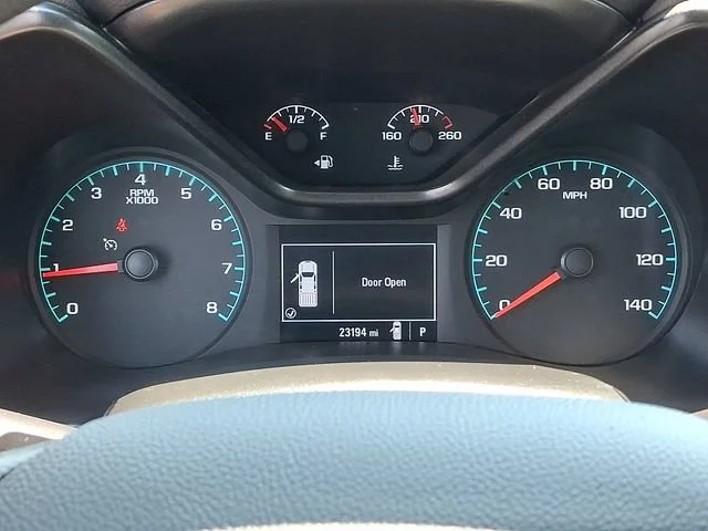 Used 2022 Summit White Chevrolet WT image 20