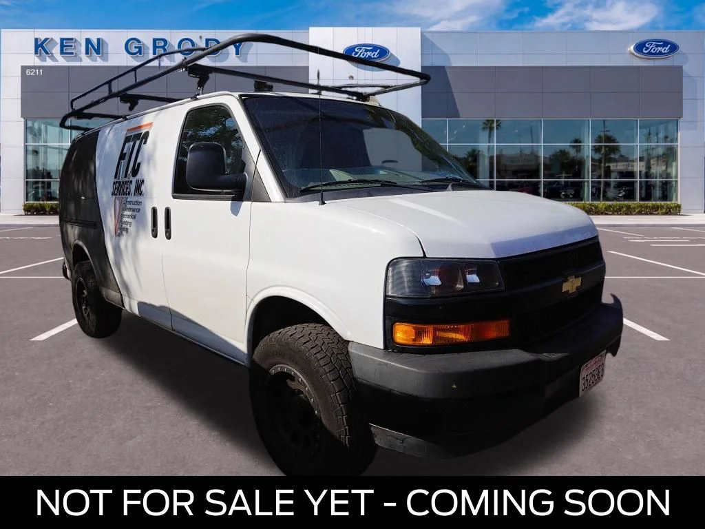 2021 Chevrolet Express 2500 Work Van HD's photo