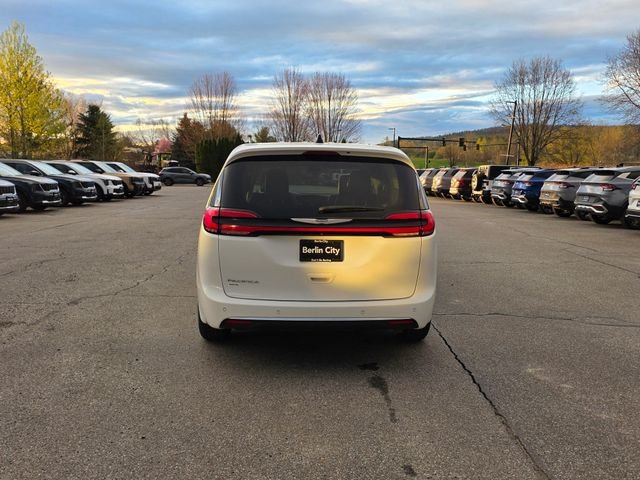 Used 2023 Bright White Clearcoat Chrysler Touring L image 7