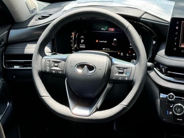 New 2027 Gray INFINITI LUXE image 30