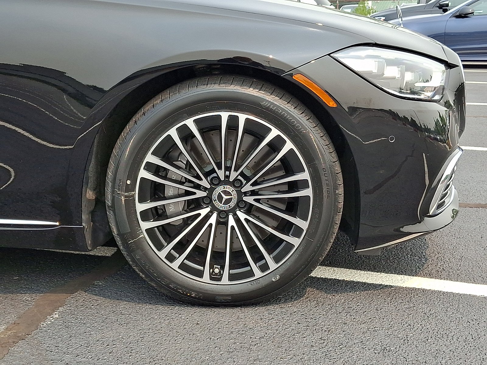 Certified Used 2024 Black - 040 Mercedes-Benz 4MATIC® image 8