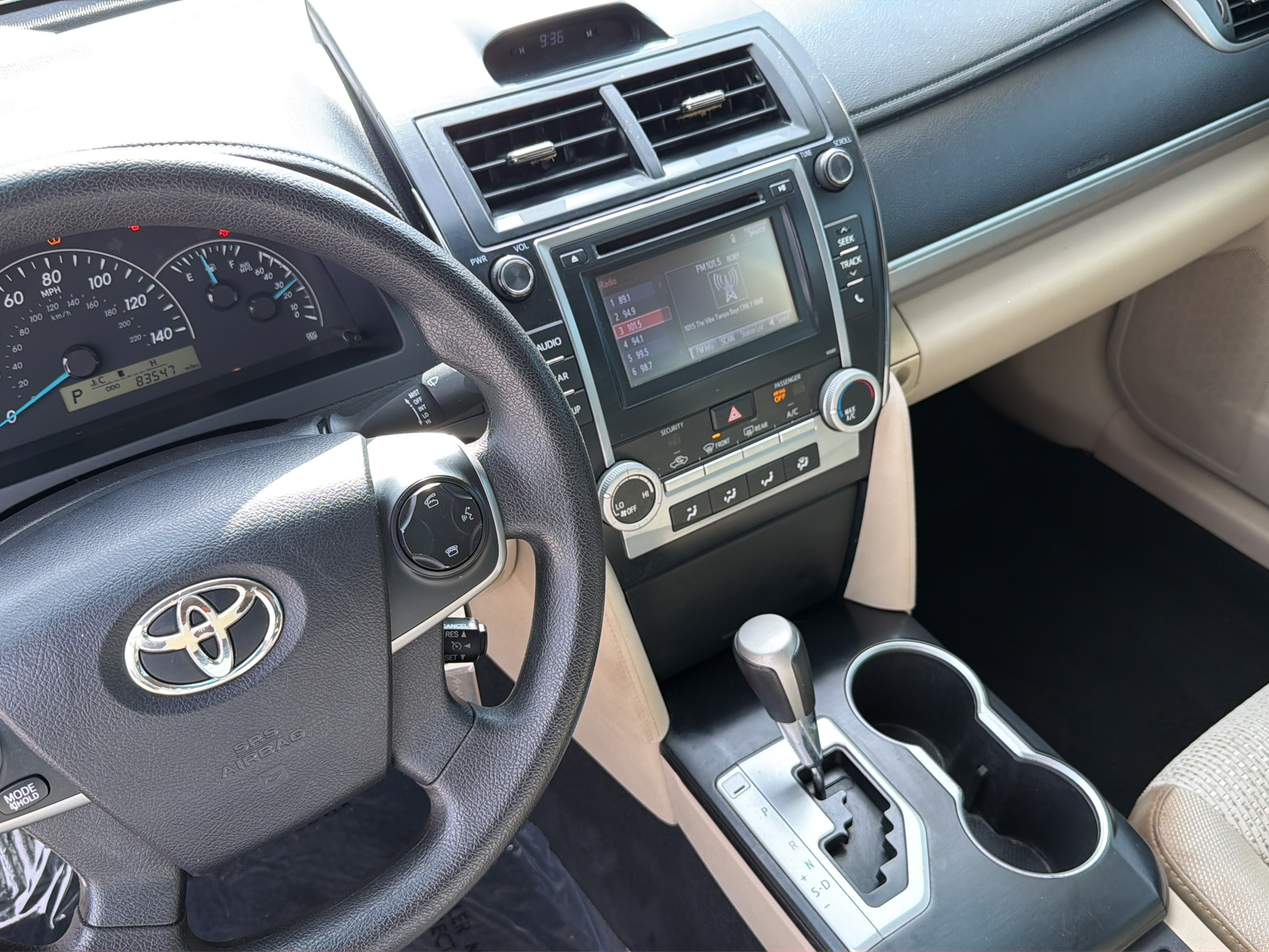 Used 2014 Creme Brulee Toyota L image 21