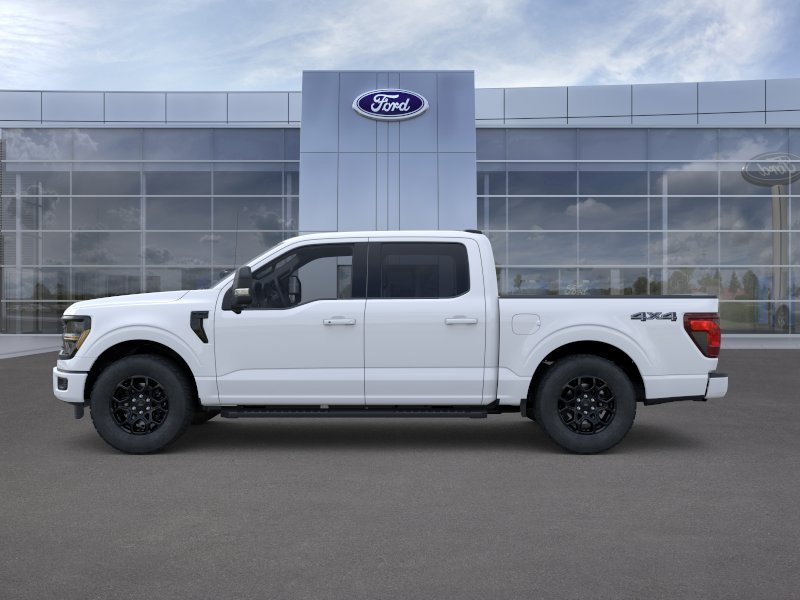 New 2026 Oxford White Ford XLT image 3