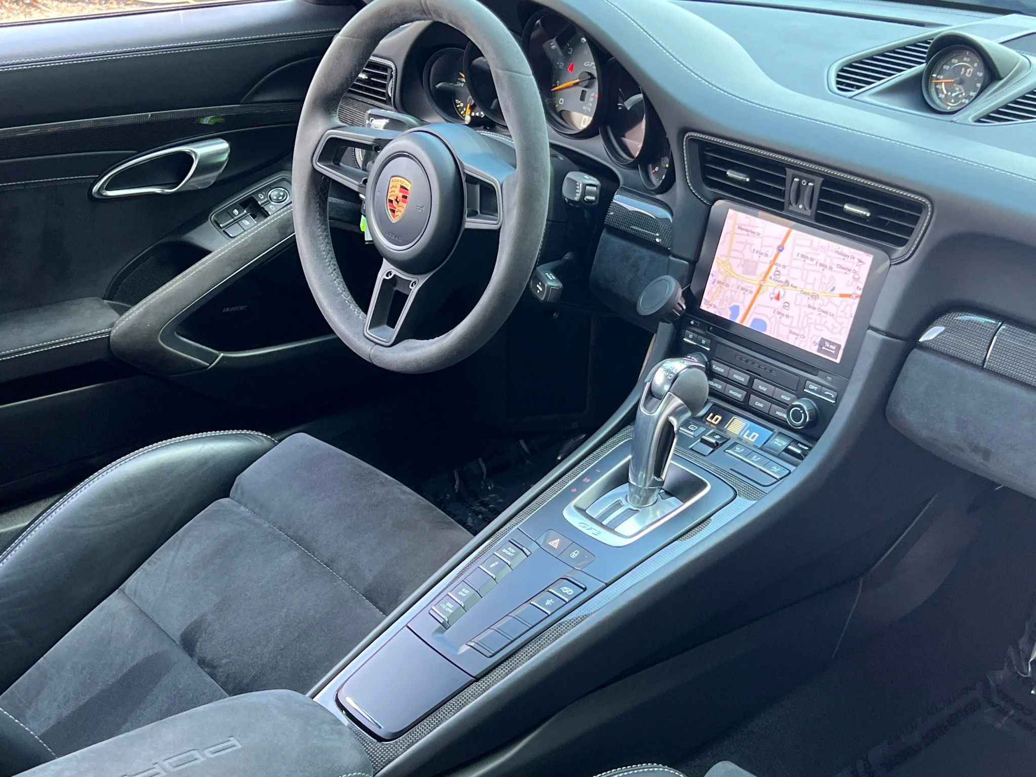 Used 2018 White Porsche GT3 image 17