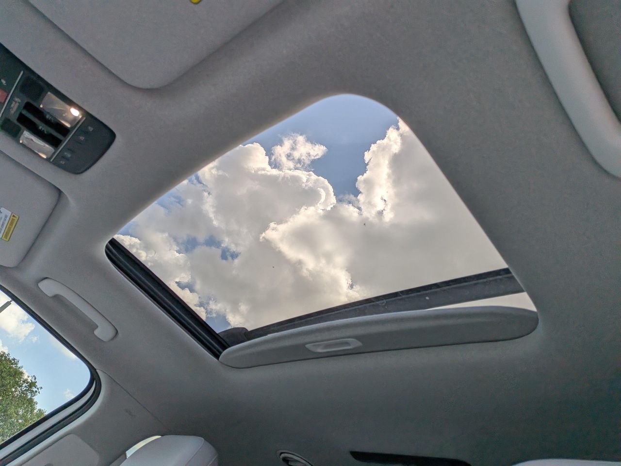 New 2027 Creamy White Pearl Hyundai Limited AWD image 23