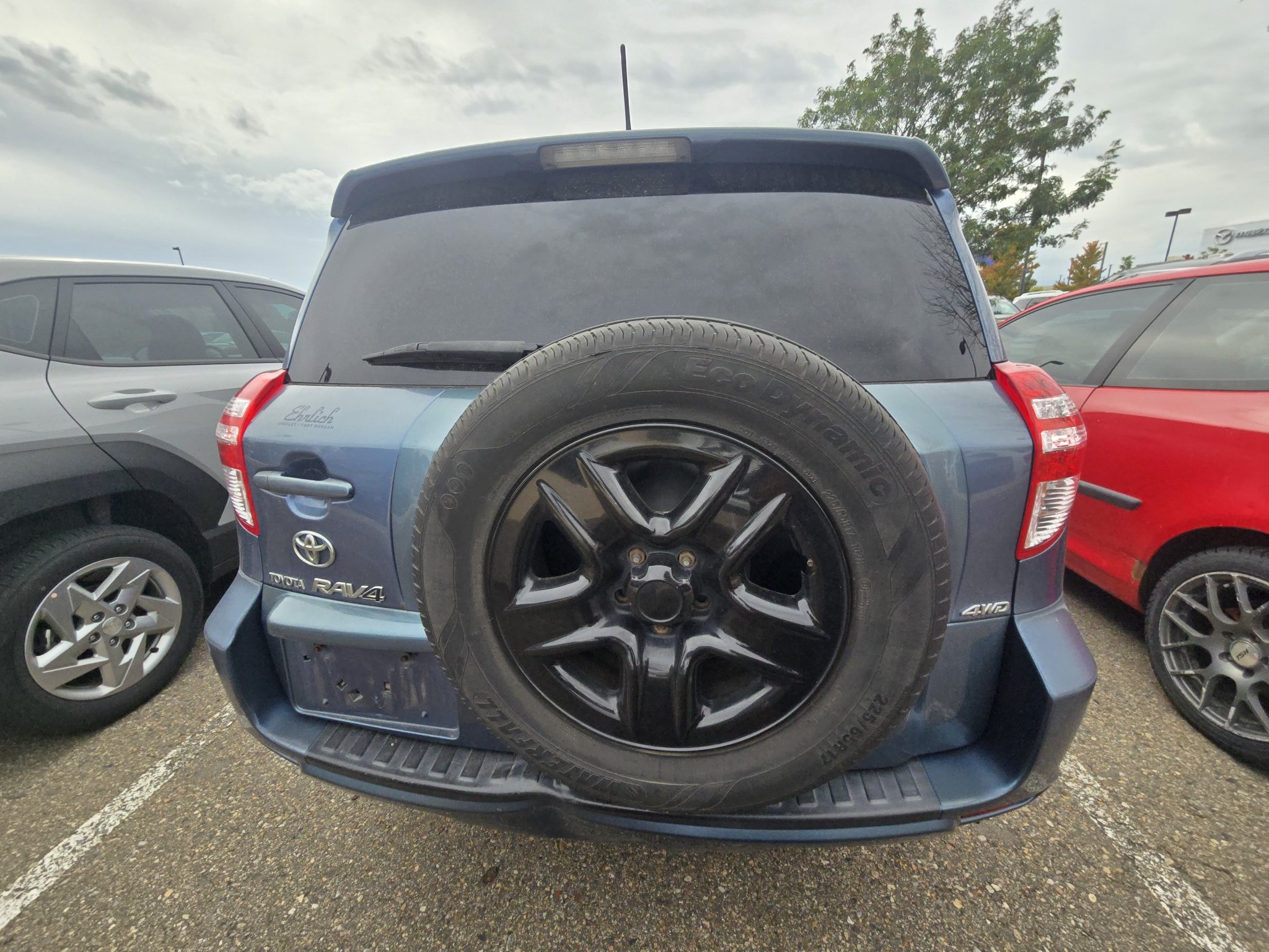 Used 2009 Pacific Blue Metallic Toyota Base image 15