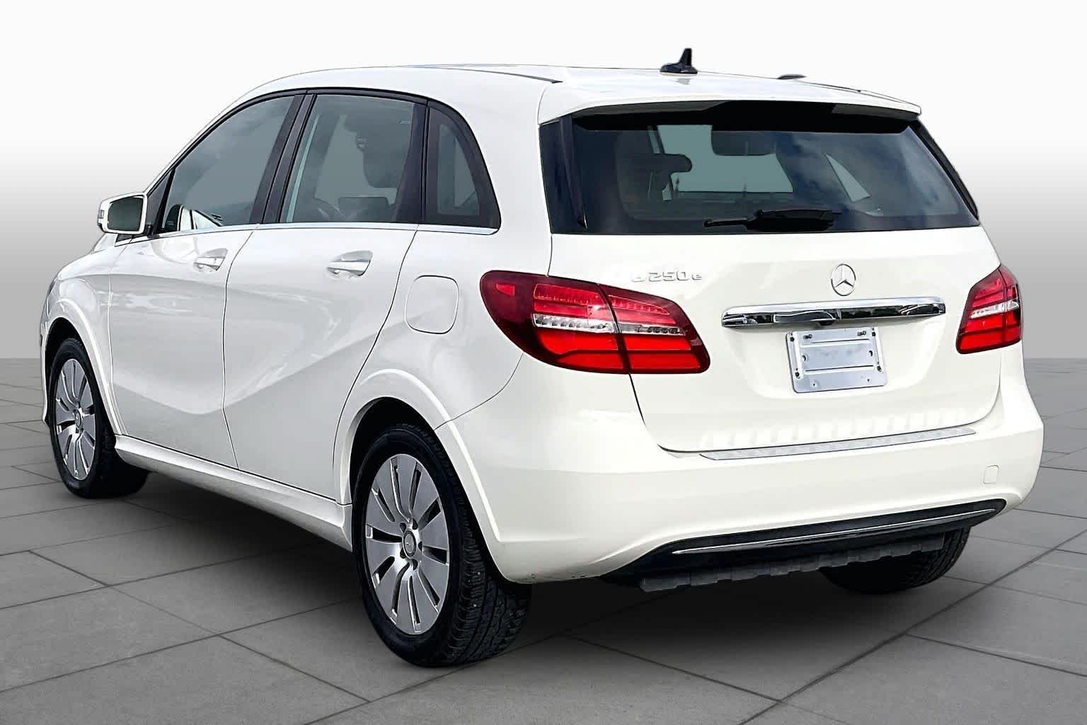 Used 2017 Cirrus White Mercedes-Benz B 250e image 10
