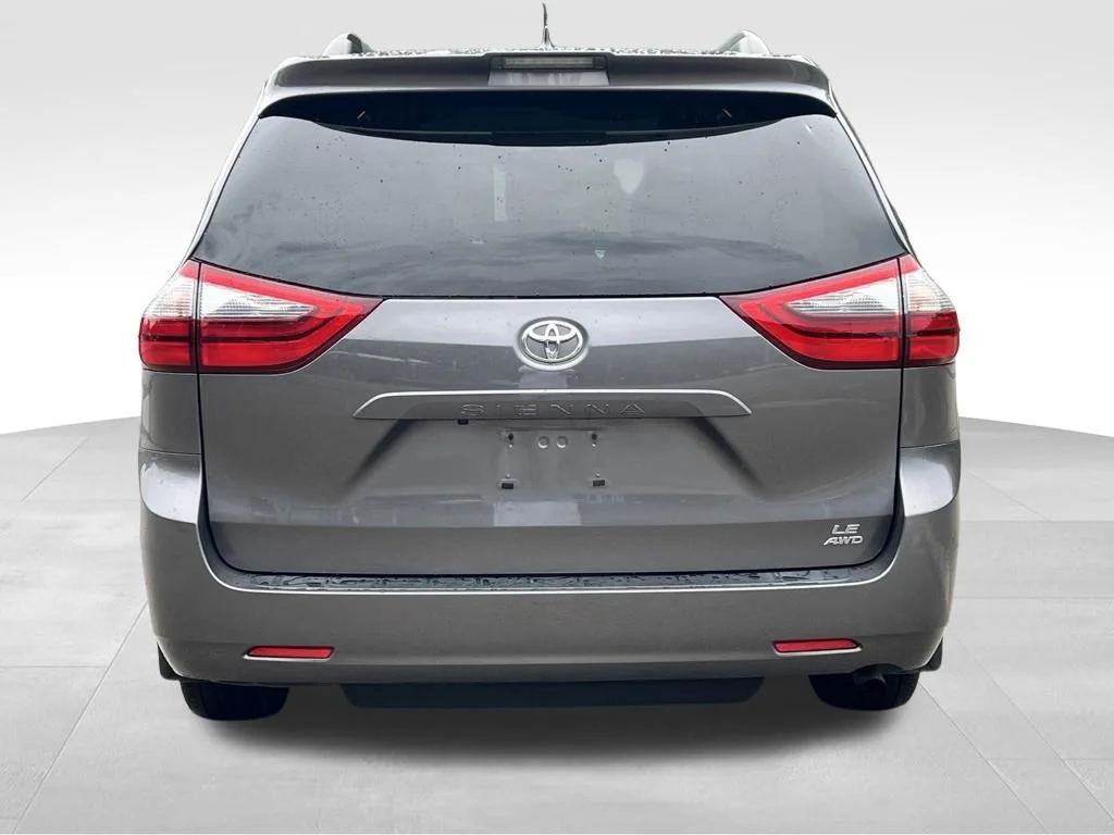 Used 2020 Gray Toyota LE image 8