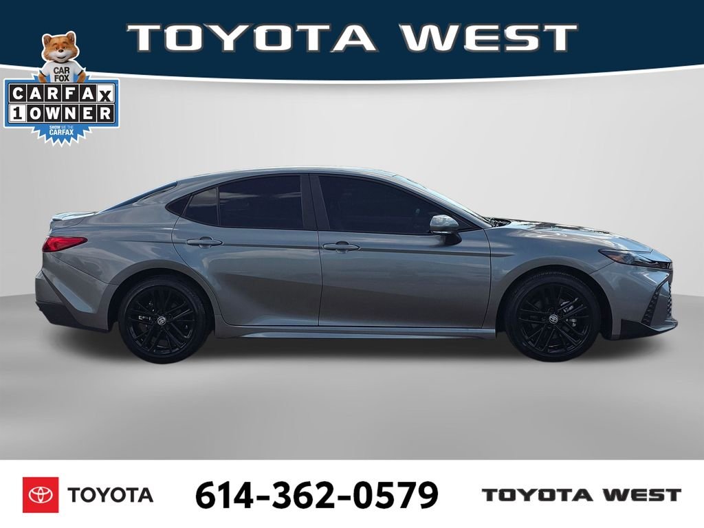 Used 2025  Toyota SE image 4