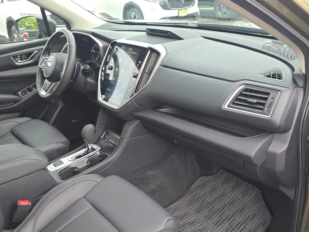 2025 Subaru Ascent Limited - Photo 21