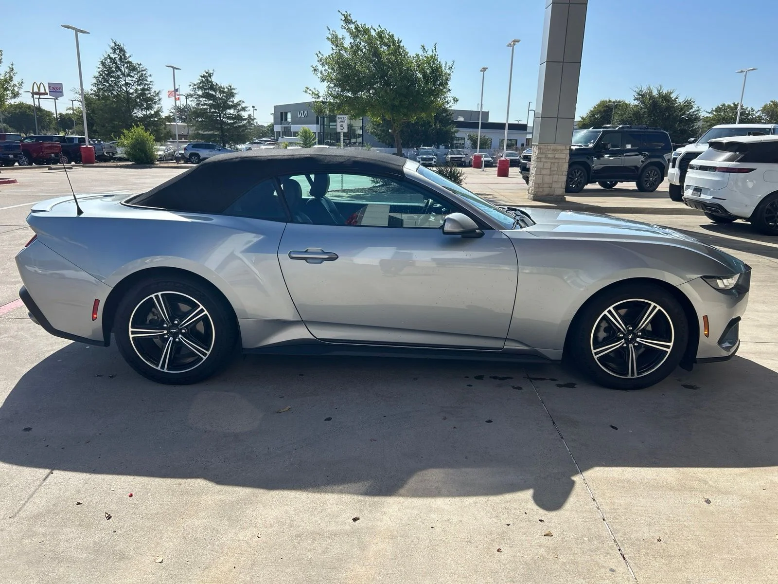 Used 2025 Silver Ford EcoBoost Premium image 5