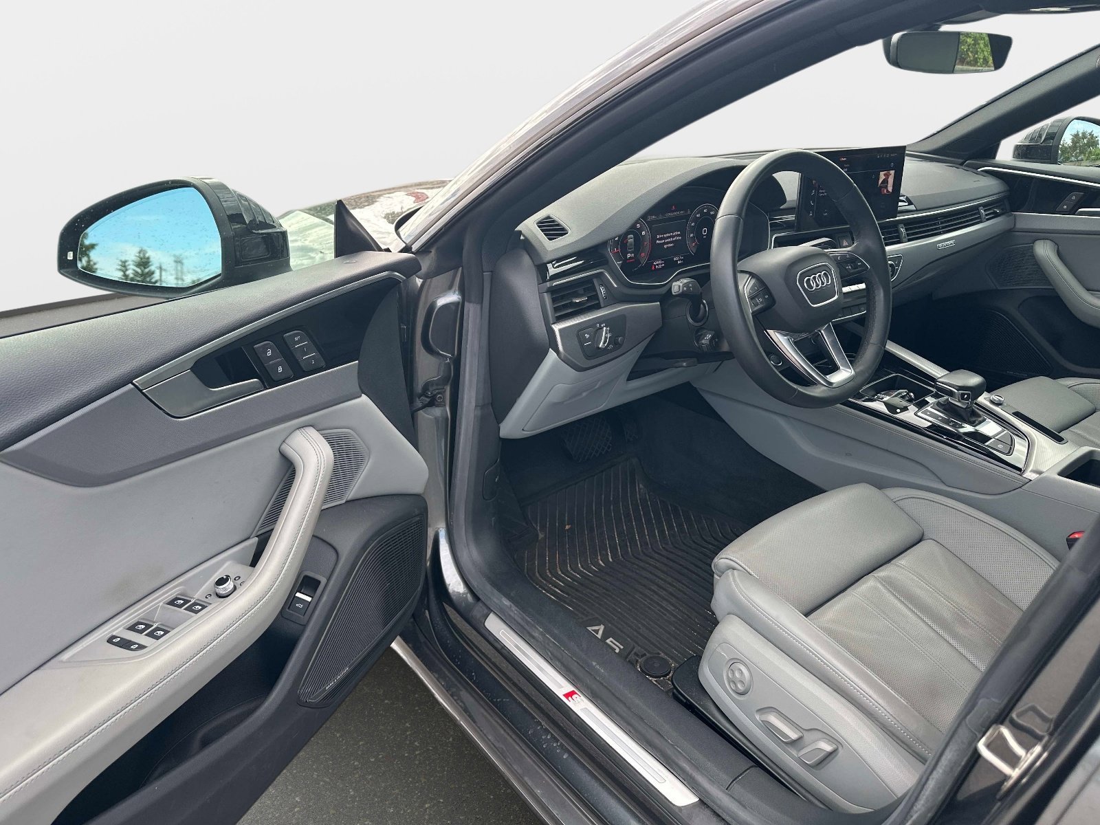 Used 2023 Daytona Gray Pearl Effect Audi S line Premium Plus image 11