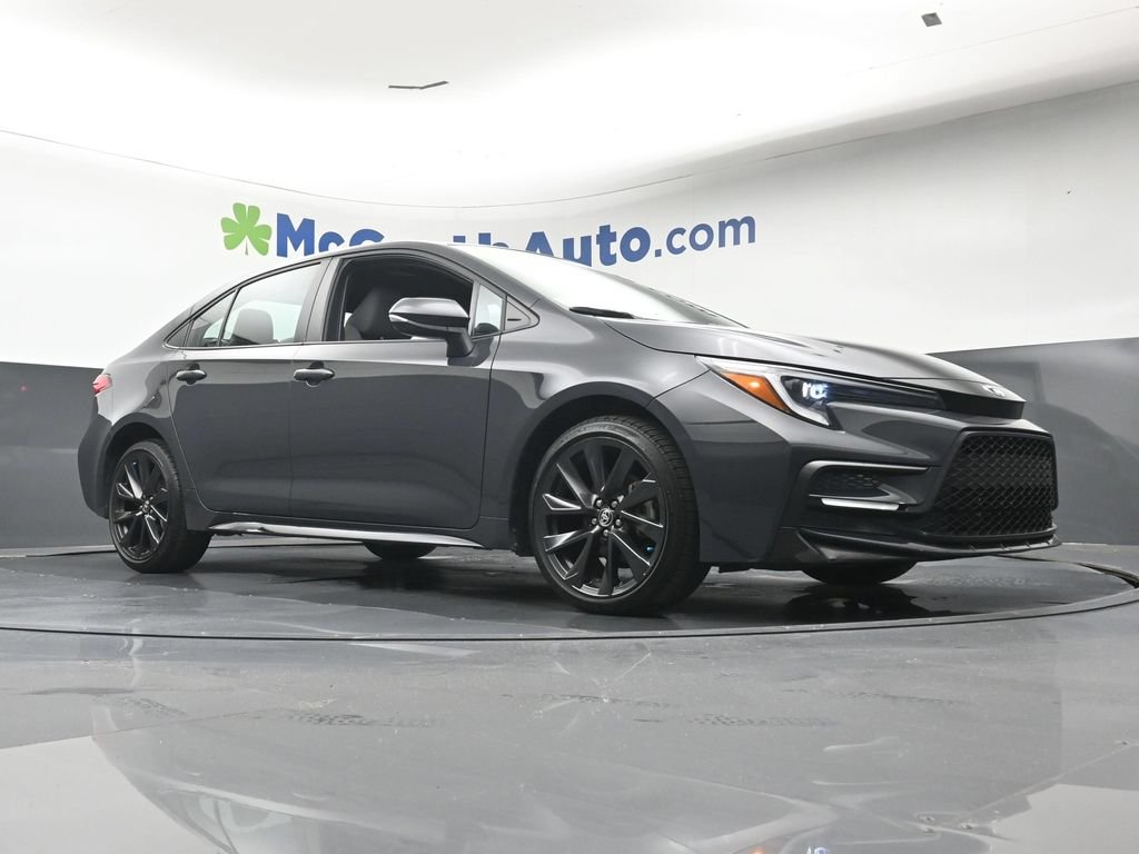 Used 2023  Toyota SE image 25