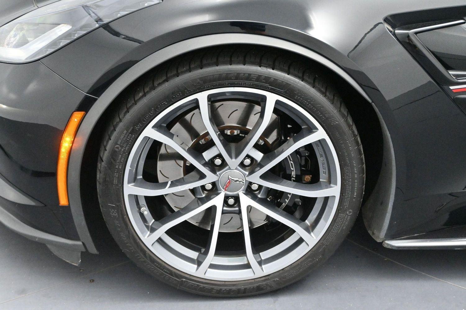Used 2019 BLACK Chevrolet Grand Sport 2LT image 33