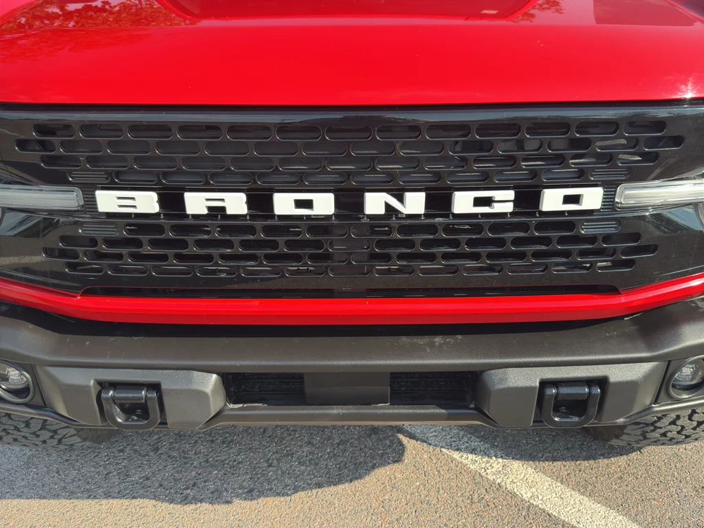 Used 2023 Race Red Ford Wildtrak image 28