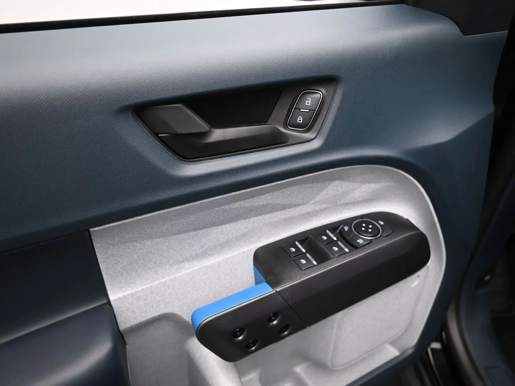 New 2026 Black Ford XLT image 9