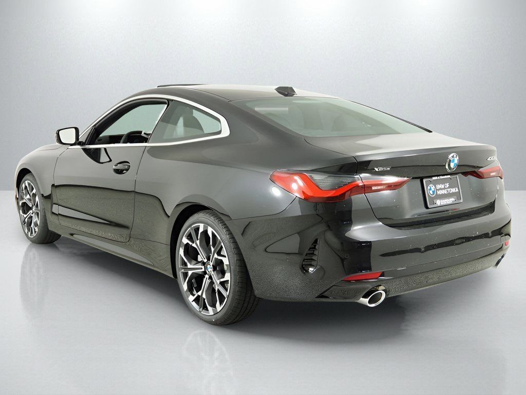 Used 2026 Black Sapphire Metallic BMW 430i xDrive image 15