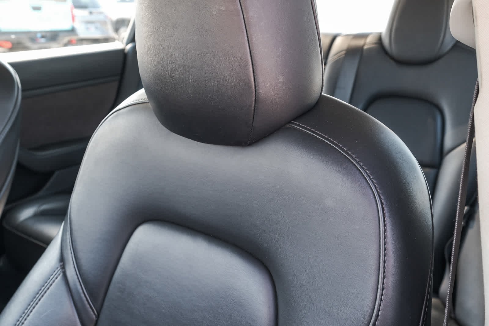 Used 2022  Tesla  image 20