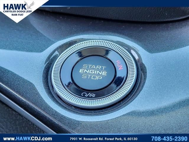Used 2023 White Jeep Laredo image 15