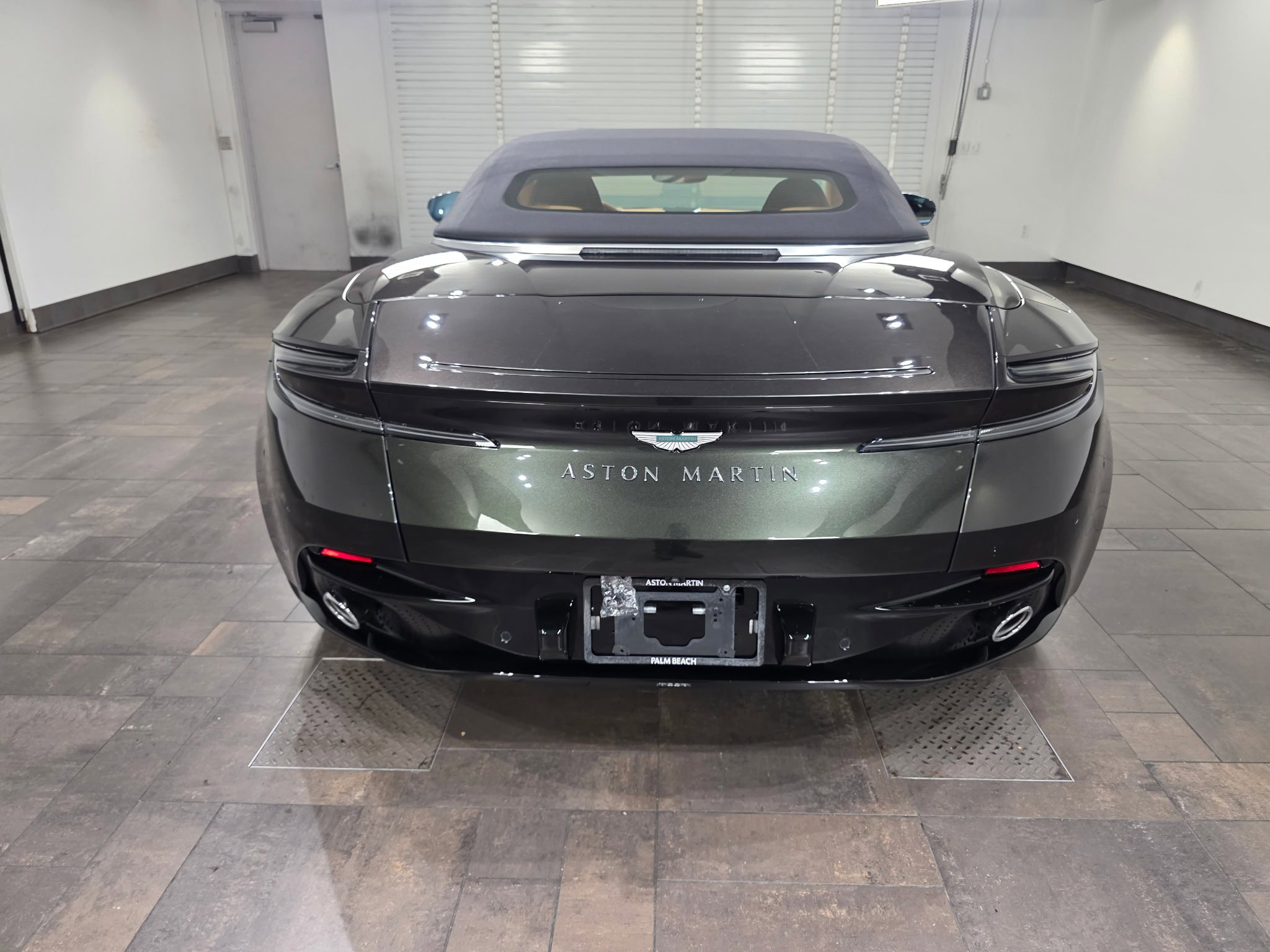 New 2026 Minotaur Green Aston Martin Volante image 21