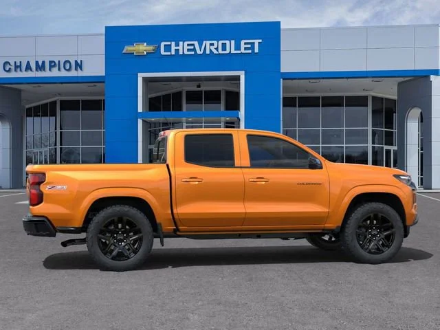 2025 Chevrolet Colorado Z71 - Photo 9