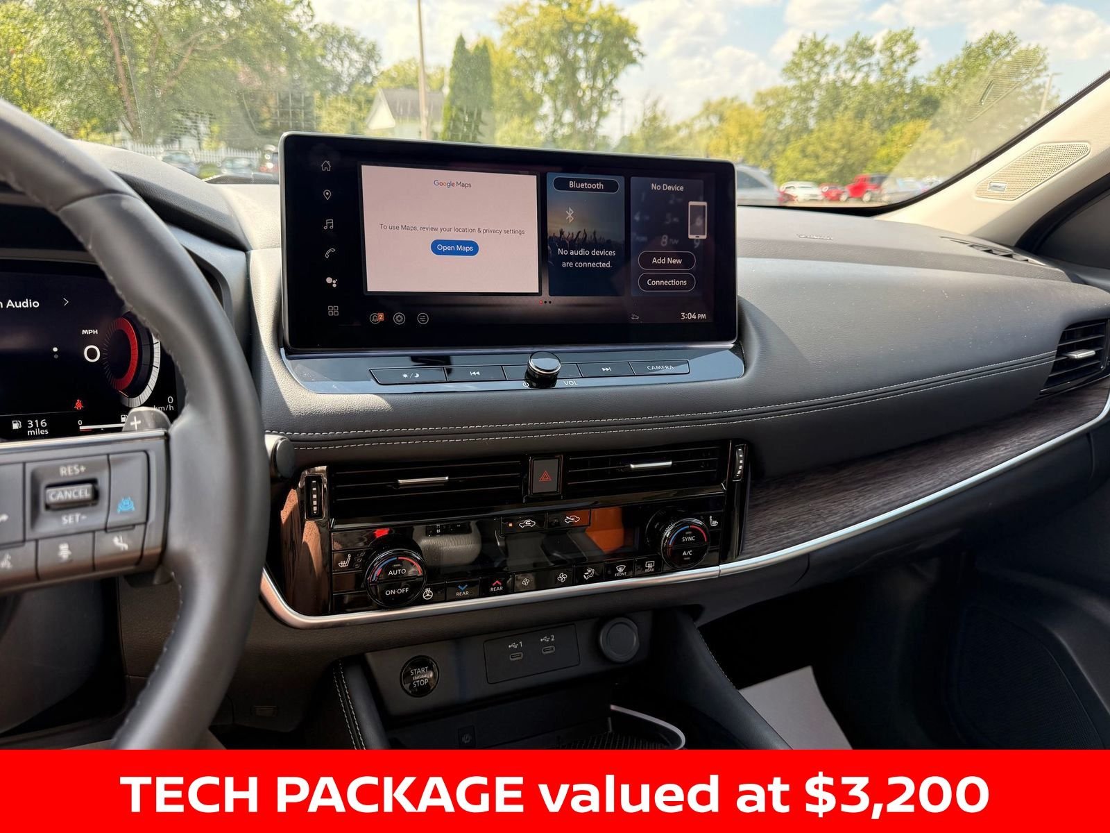 Certified Used 2025 Gun Metallic Nissan Platinum image 25