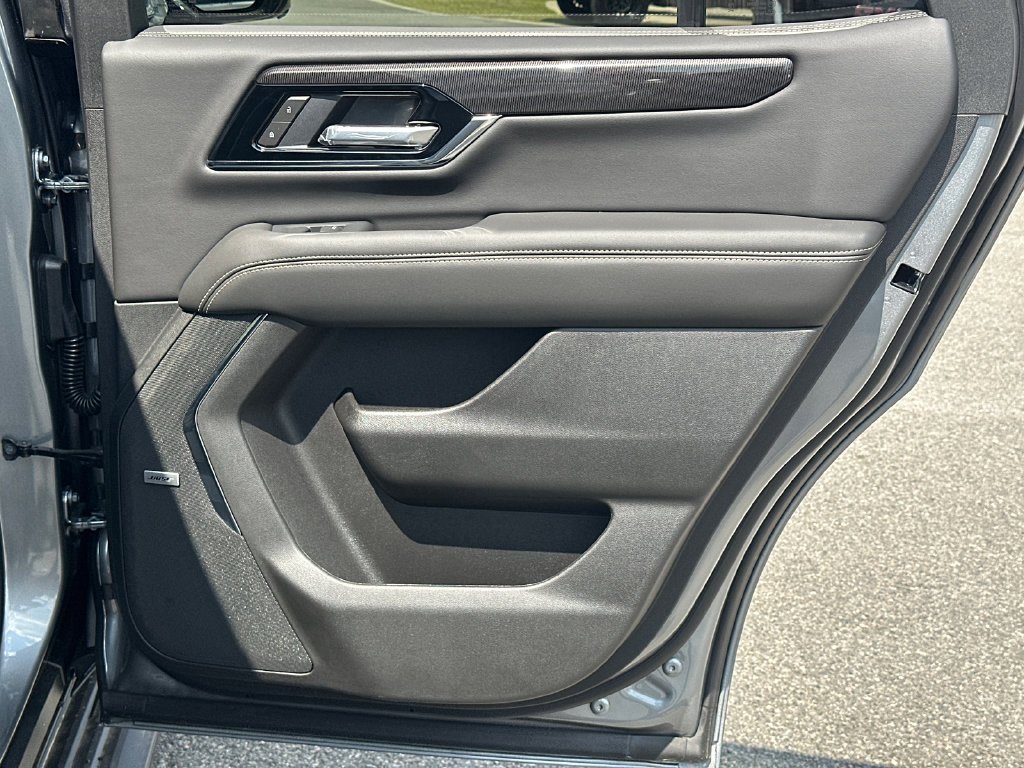 Used 2026 Silver GMC Elevation image 16