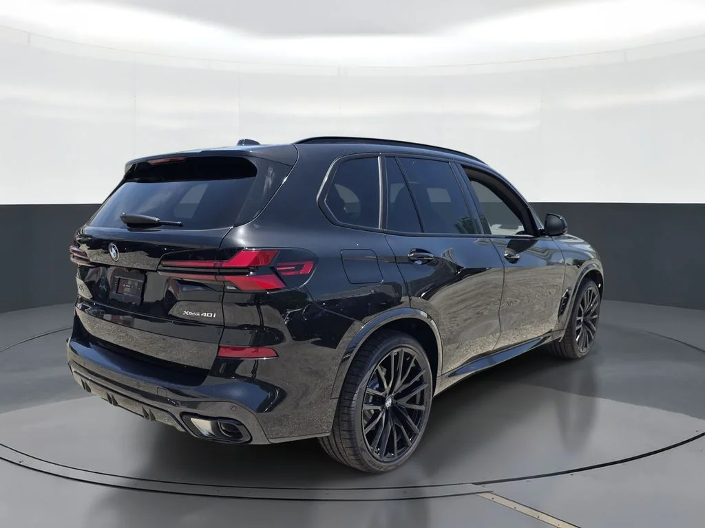 New 2026 Black BMW xDrive40i image 3
