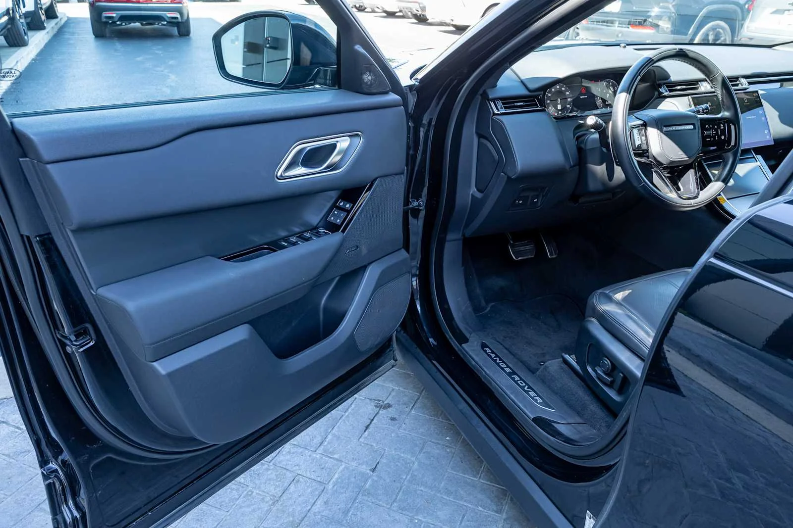 Certified Used 2024 Santorini Black Metallic Land Rover Dynamic SE image 7