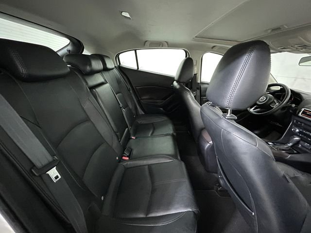 Used 2018 White Mazda Grand Touring image 17