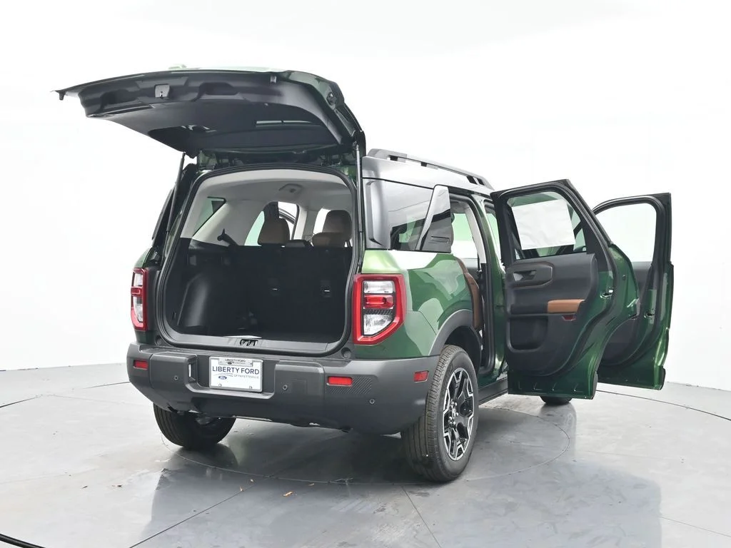 New 2025 Eruption Green Metallic Ford Outer Banks® image 37