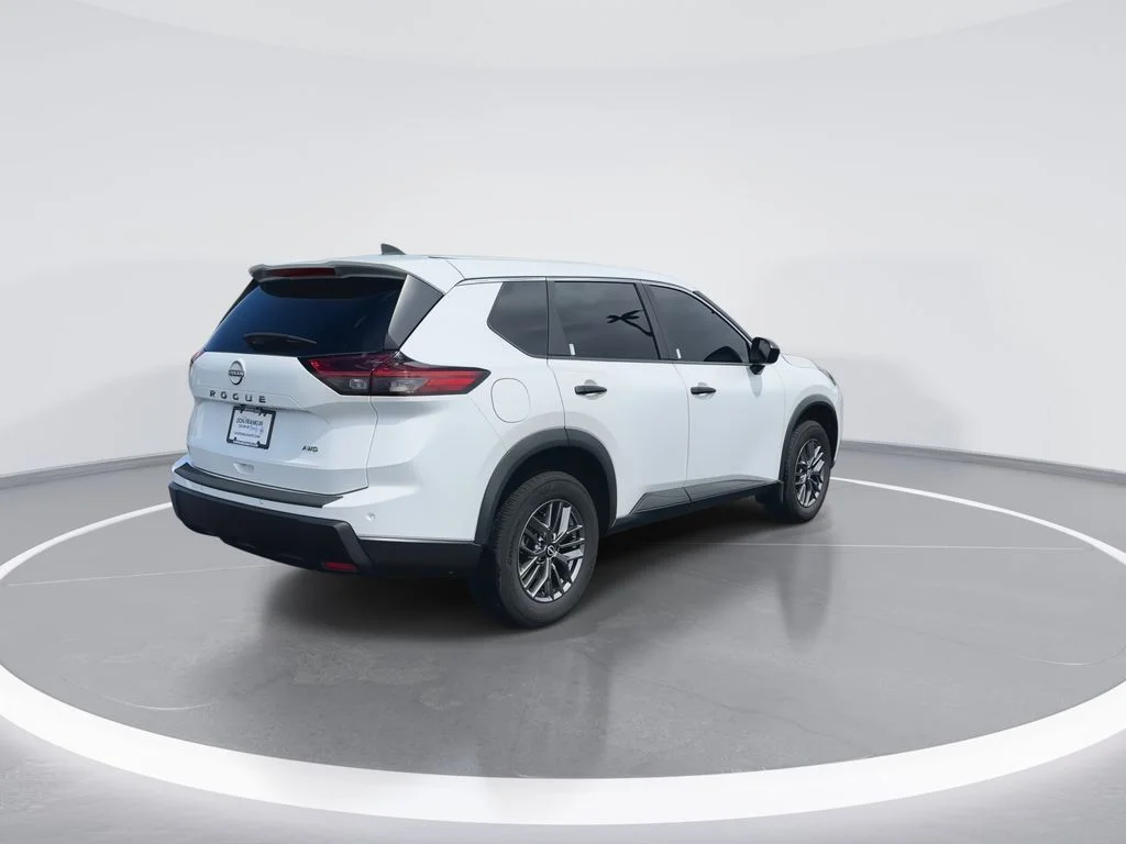 Used 2024 White Nissan S image 8
