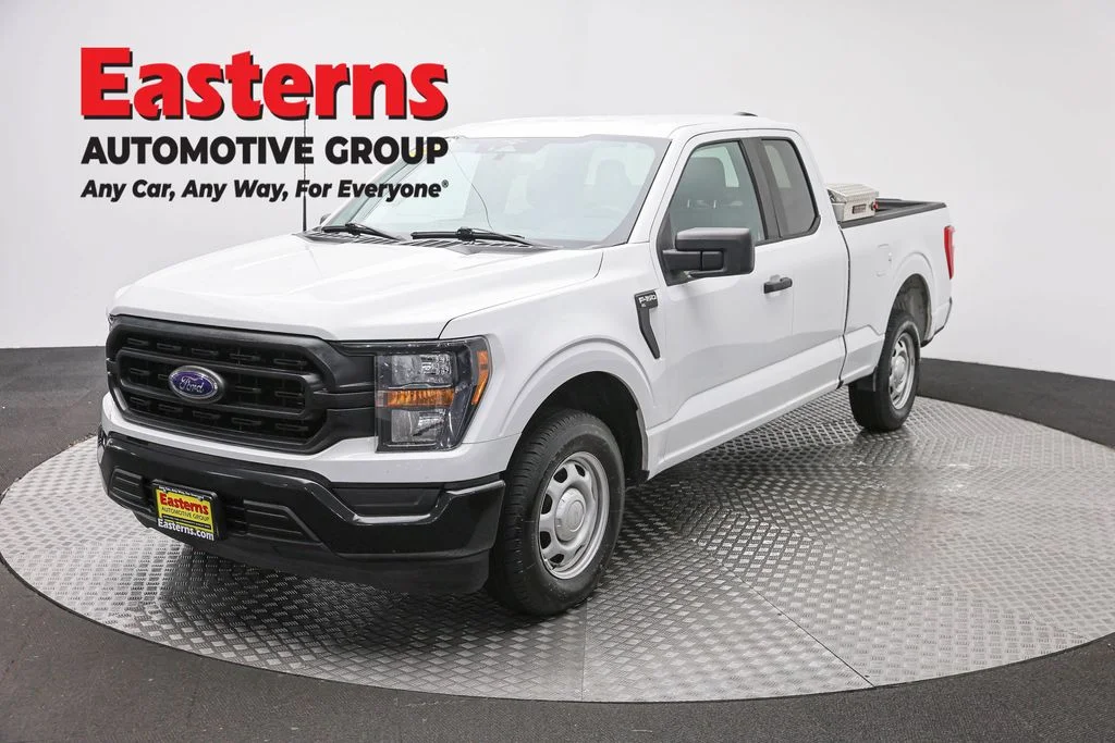 Used 2023 White Ford XL image 1