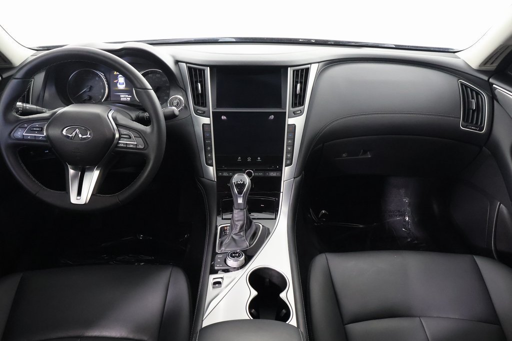Used 2020 Black Obsidian INFINITI 3.0t LUXE image 8
