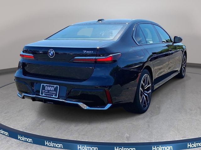 New 2026 Carbon Black Metallic BMW 740i xDrive image 4
